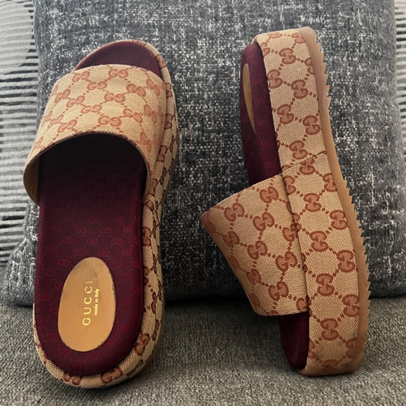 Gucci Platform Sandals - Picture 4 of 7